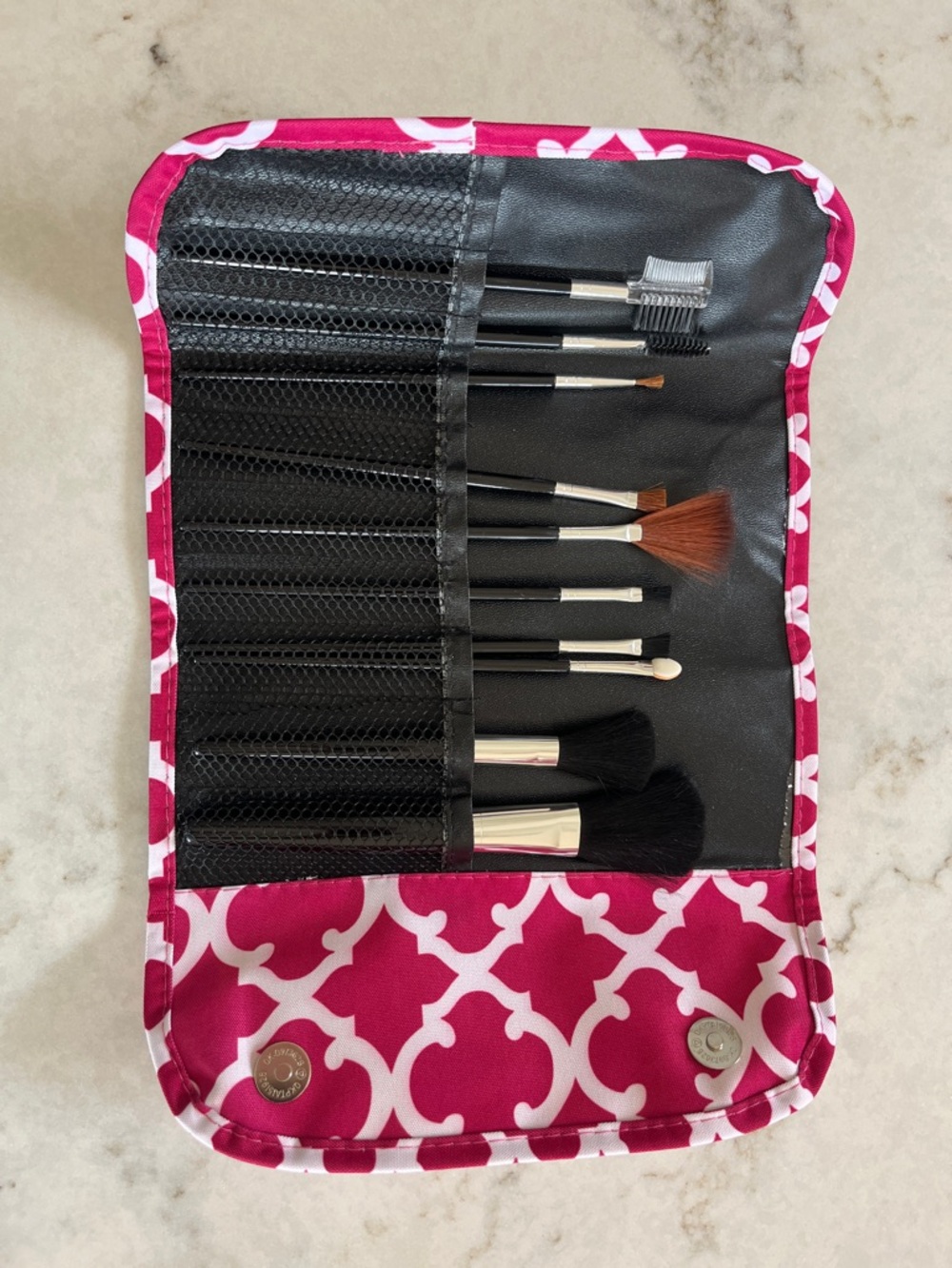 Pink and White Geometric Makeup Brush Set with Case
